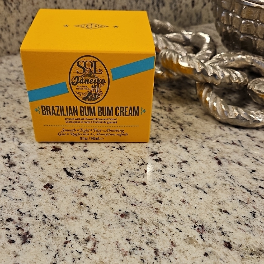 Sol de Janeiro Brazilian Bum Bum Cream in Yellow and Blue